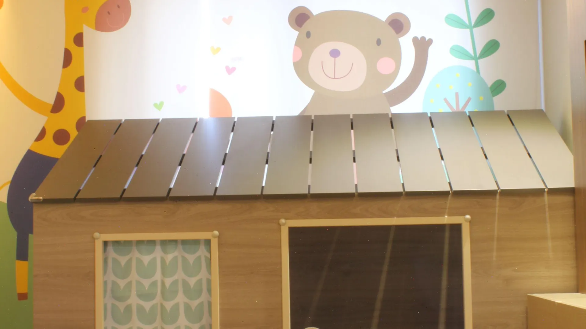 Royal Emporium Incheon Airport Hotel