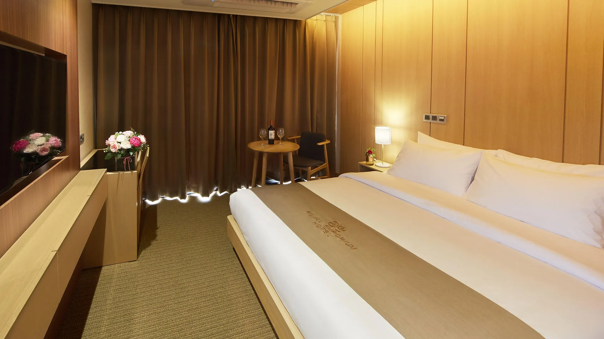 Royal Emporium Incheon Airport Hotel 4*,