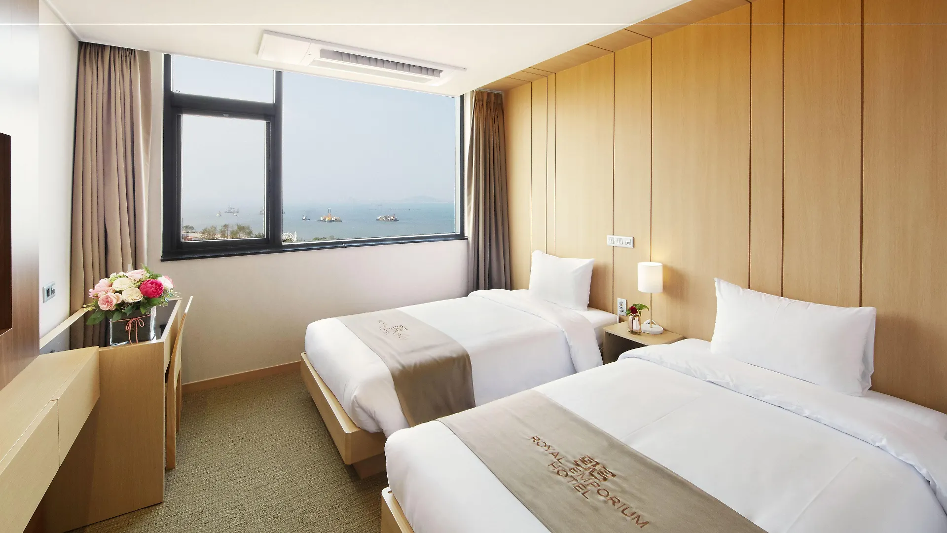 Royal Emporium Incheon Airport Hotel South Korea