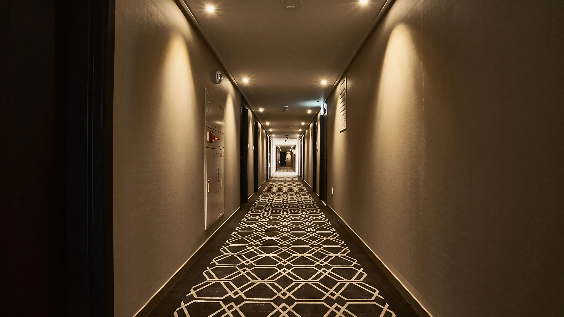 Royal Emporium Incheon Airport Hotel South Korea