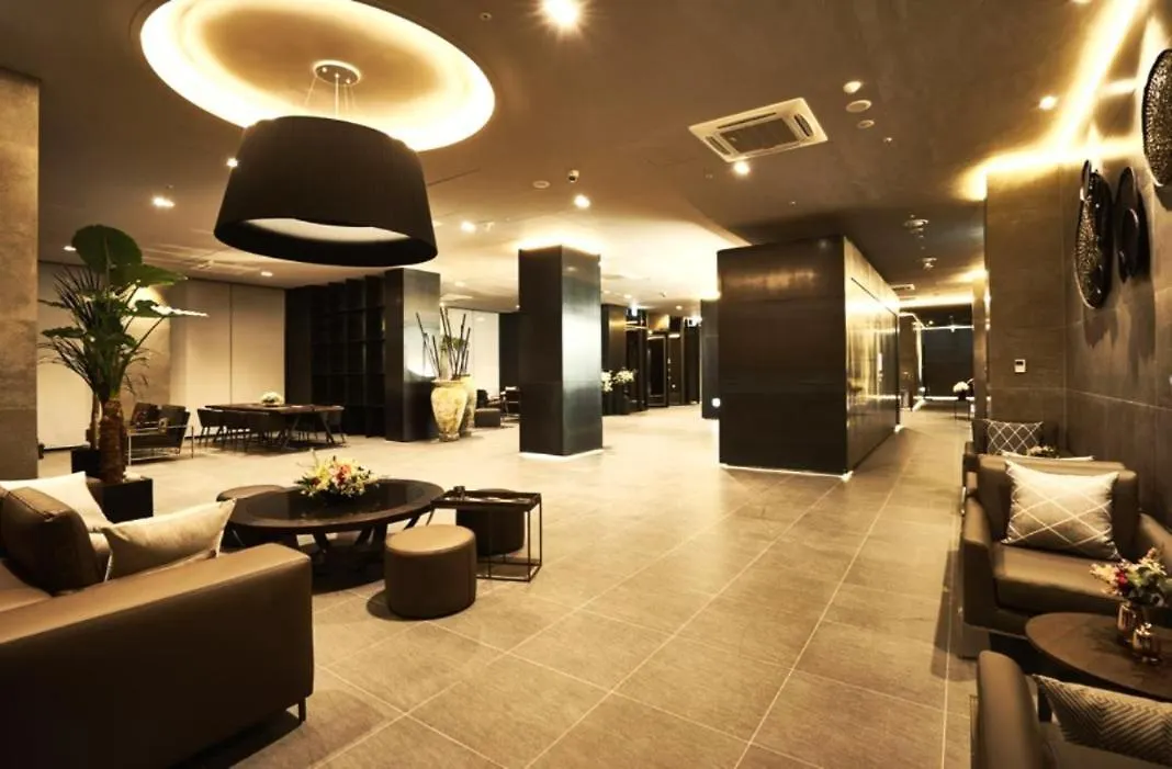 Royal Emporium Incheon Airport Hotel