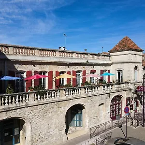 Des Artistes 3* Tarascon