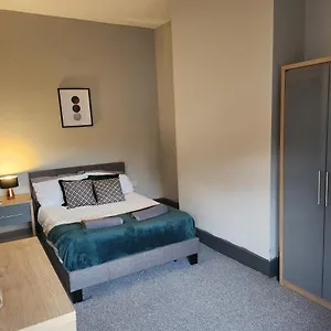  Hotel Wonderful, Woodville, Comfortable, Budget, Friendly United Kingdom
