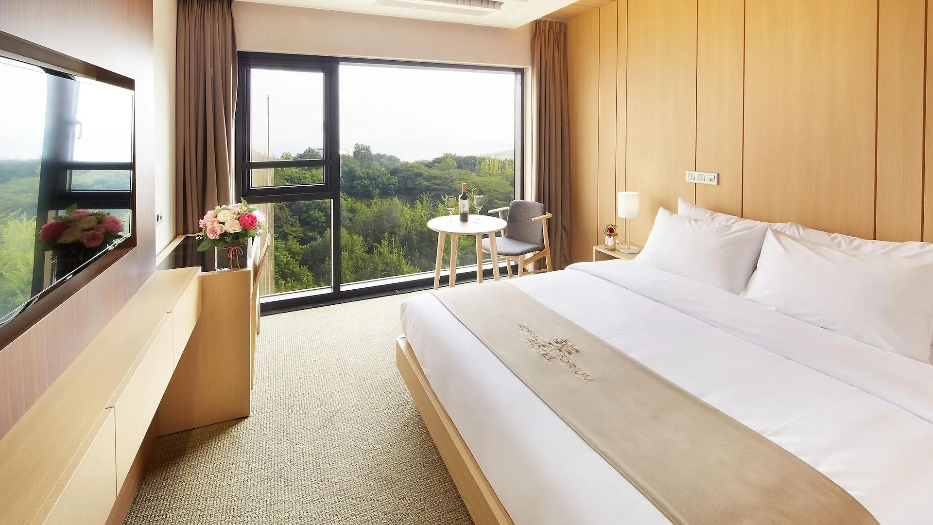 ****  Royal Emporium Incheon Airport Hotel South Korea