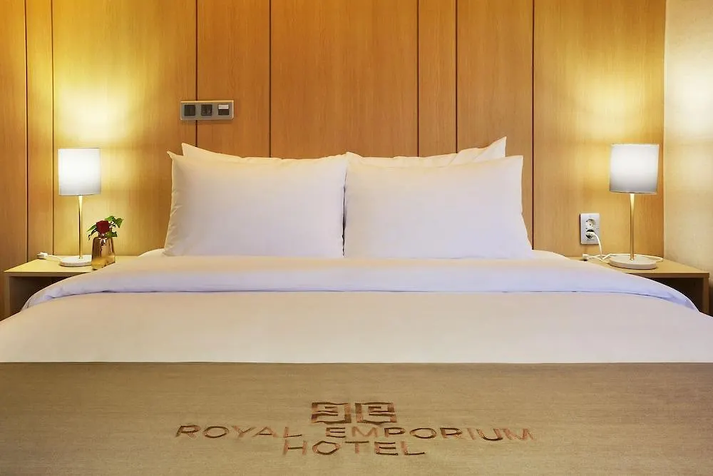 Royal Emporium Incheon Airport Hotel