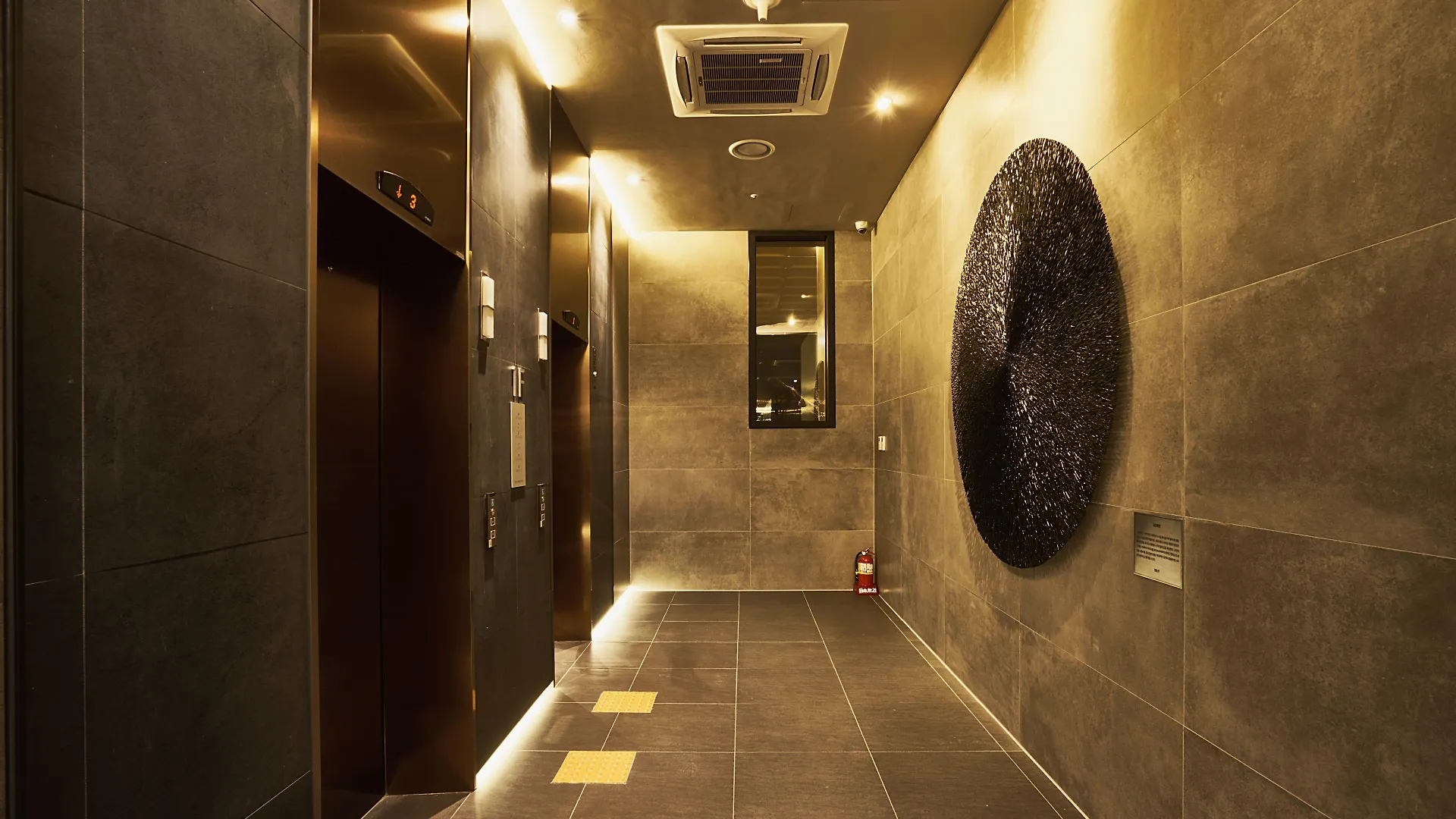 Royal Emporium Incheon Airport Hotel 4*,